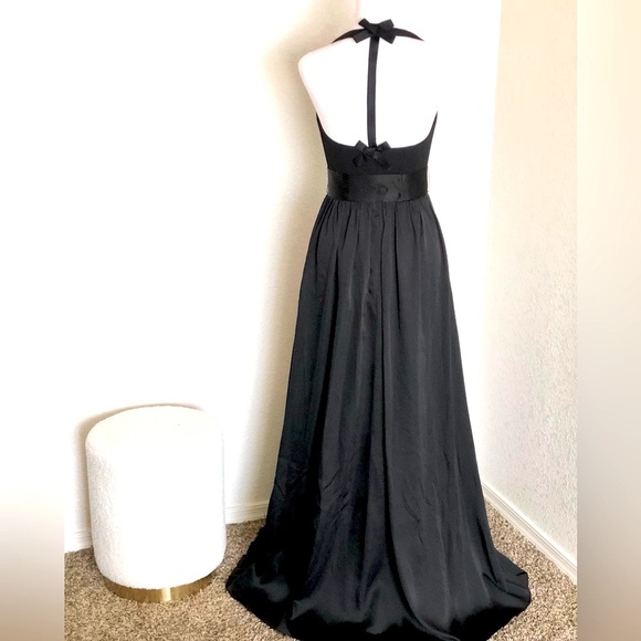 Vera Wang “ WHITE” collection (David’s Bridal) - Picture 3 of 4